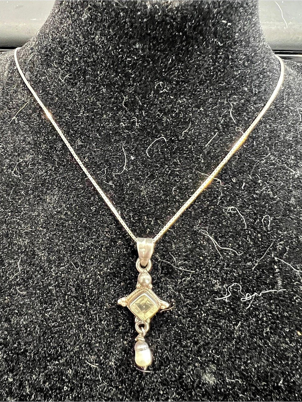 Vintage 925 Sterling Silver Gemstone and Pearl Charm Pendant Necklace 20 inches